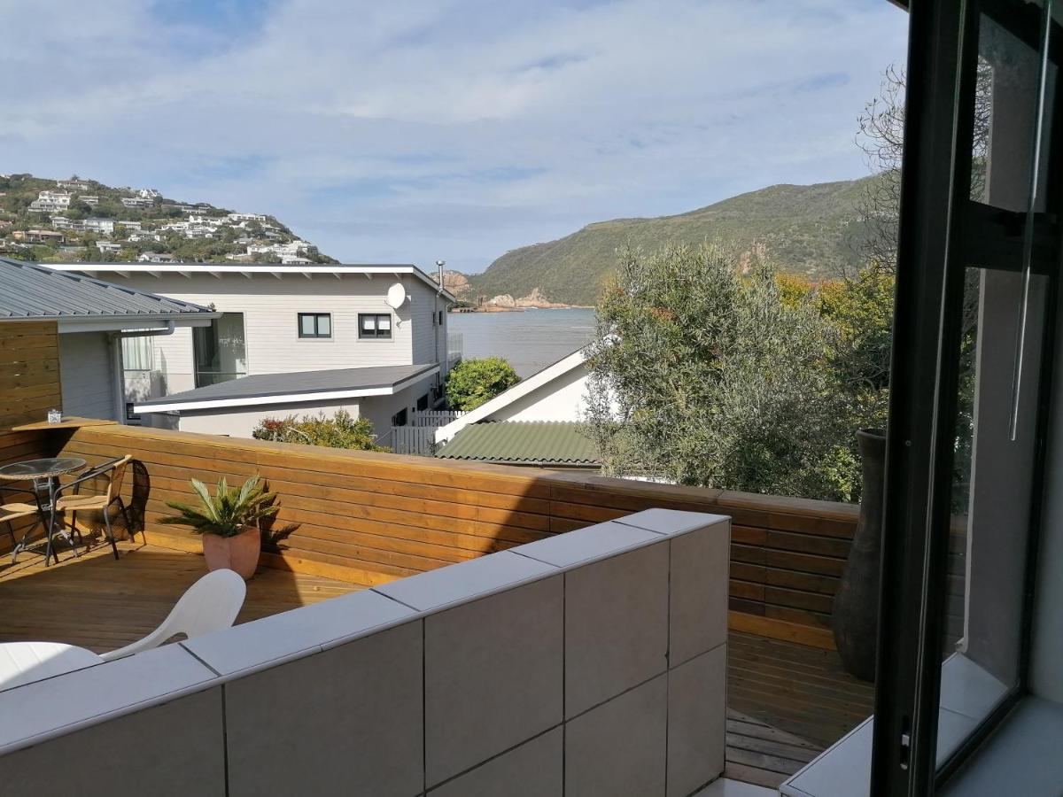 Vue Grande Villa Книсна Екстериор снимка