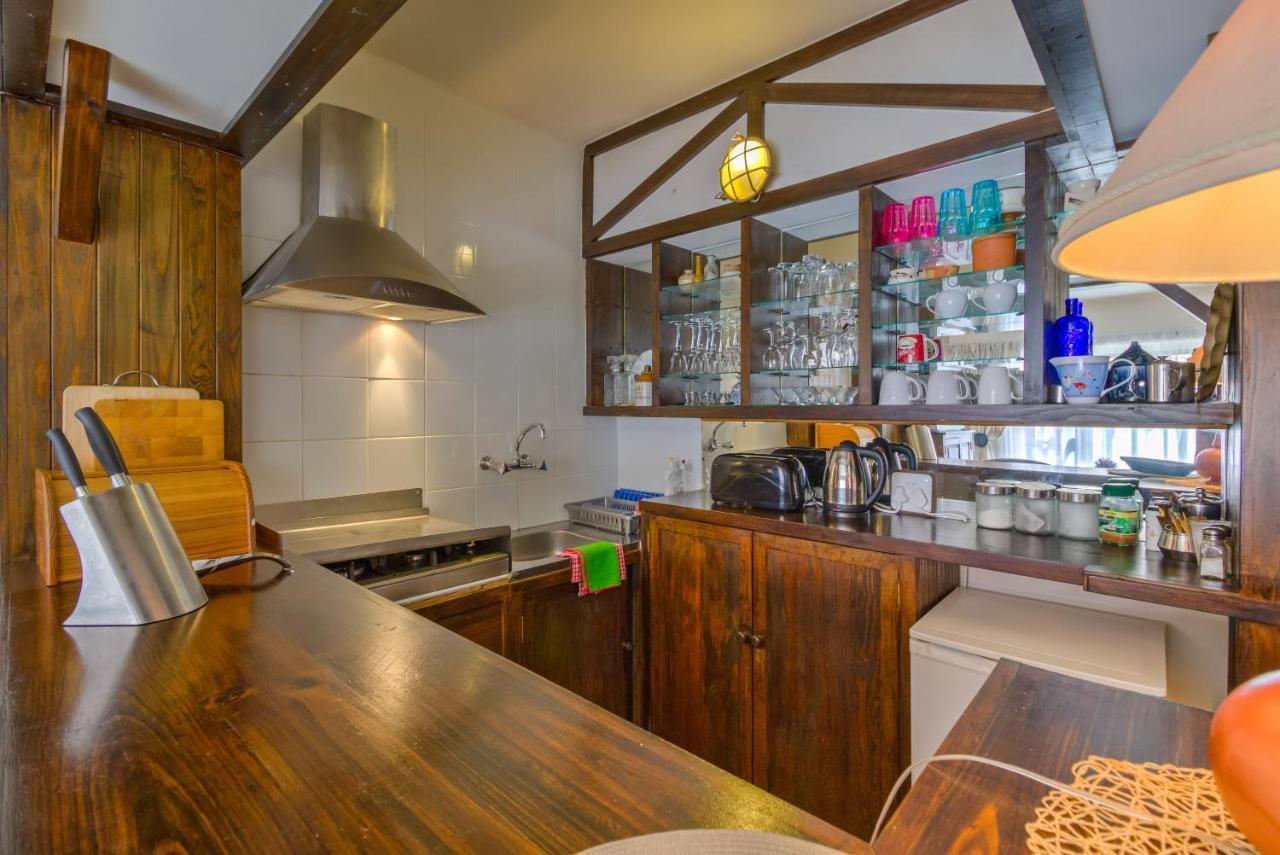 Vue Grande Villa Книсна Екстериор снимка